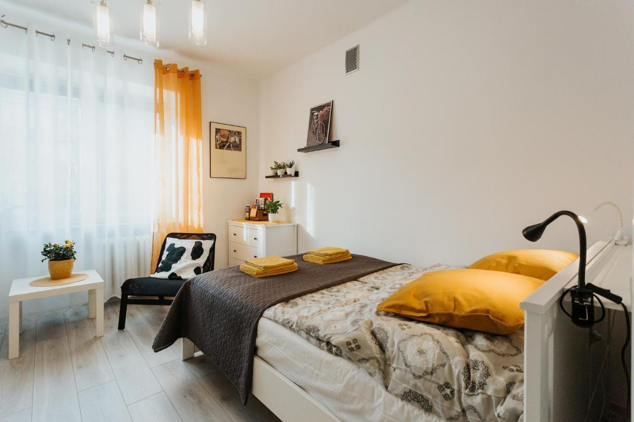 Apartment Charming Old Town & Jewish District, Quiet Neighborhood